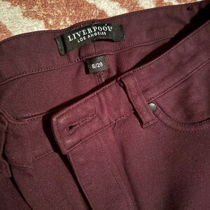 Liverpool Jeans Company Women's Cropped Pants in Burgundy